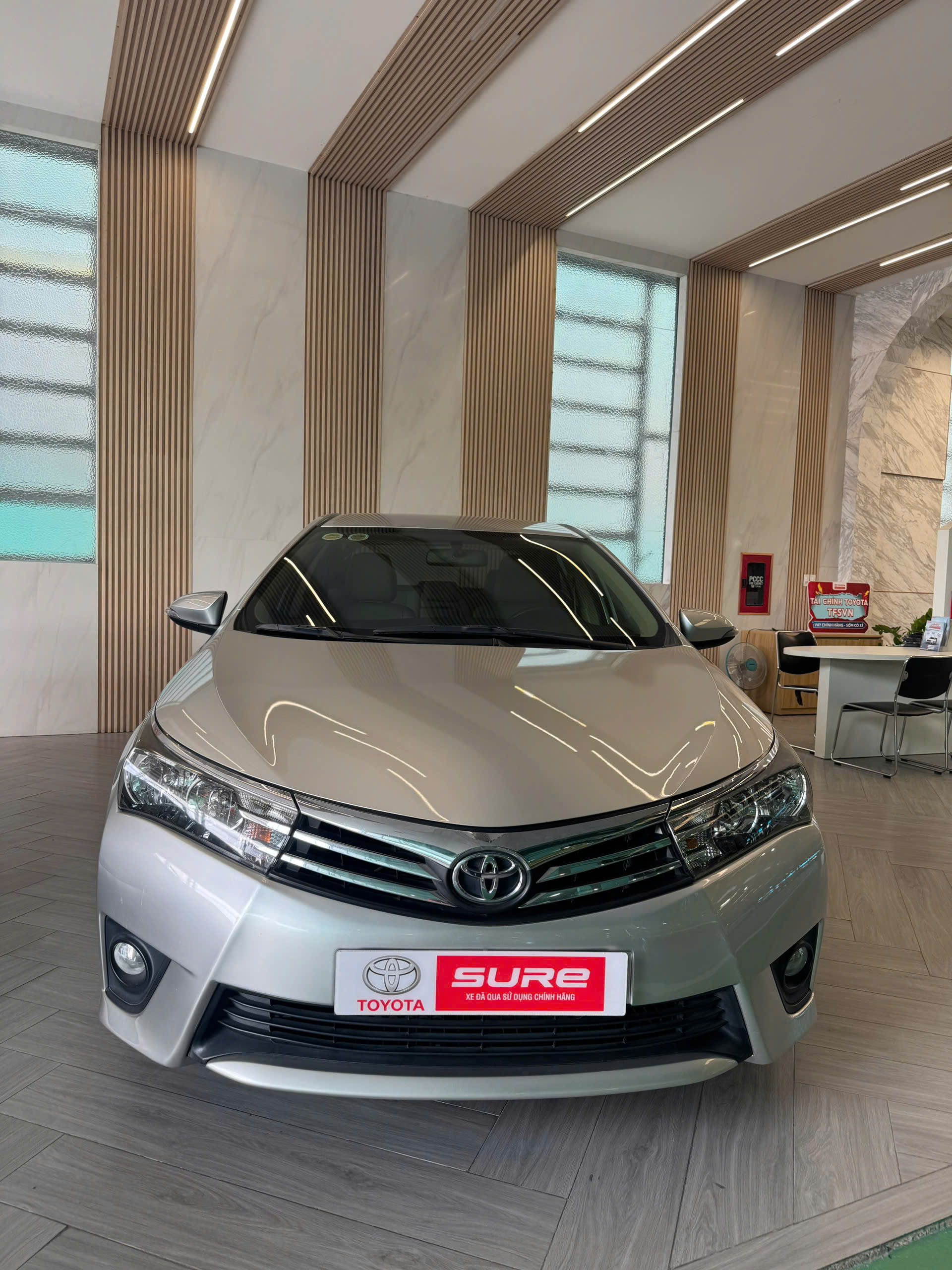 COROLLA ALTIS 1.8G 2015