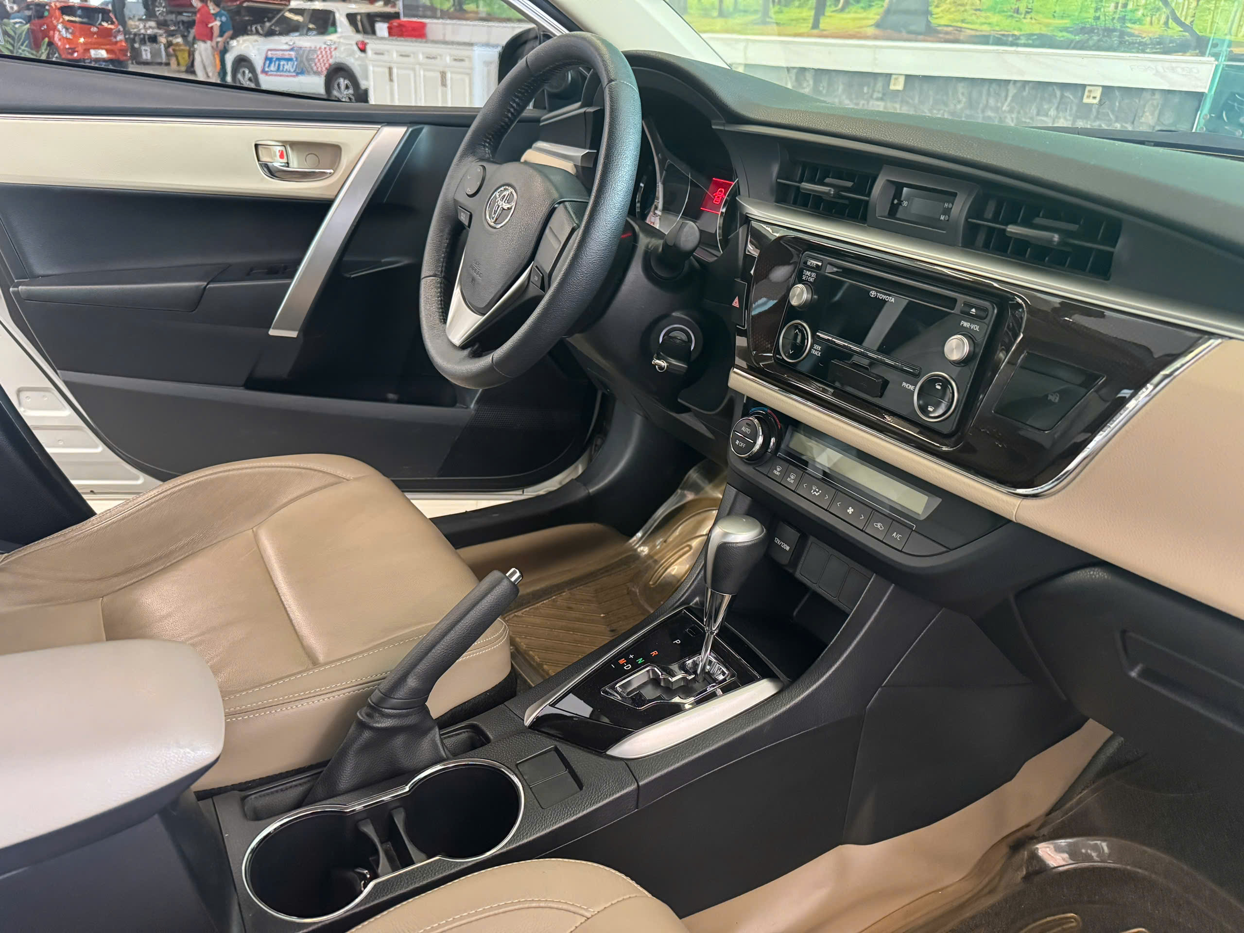 COROLLA ALTIS 1.8G 2015