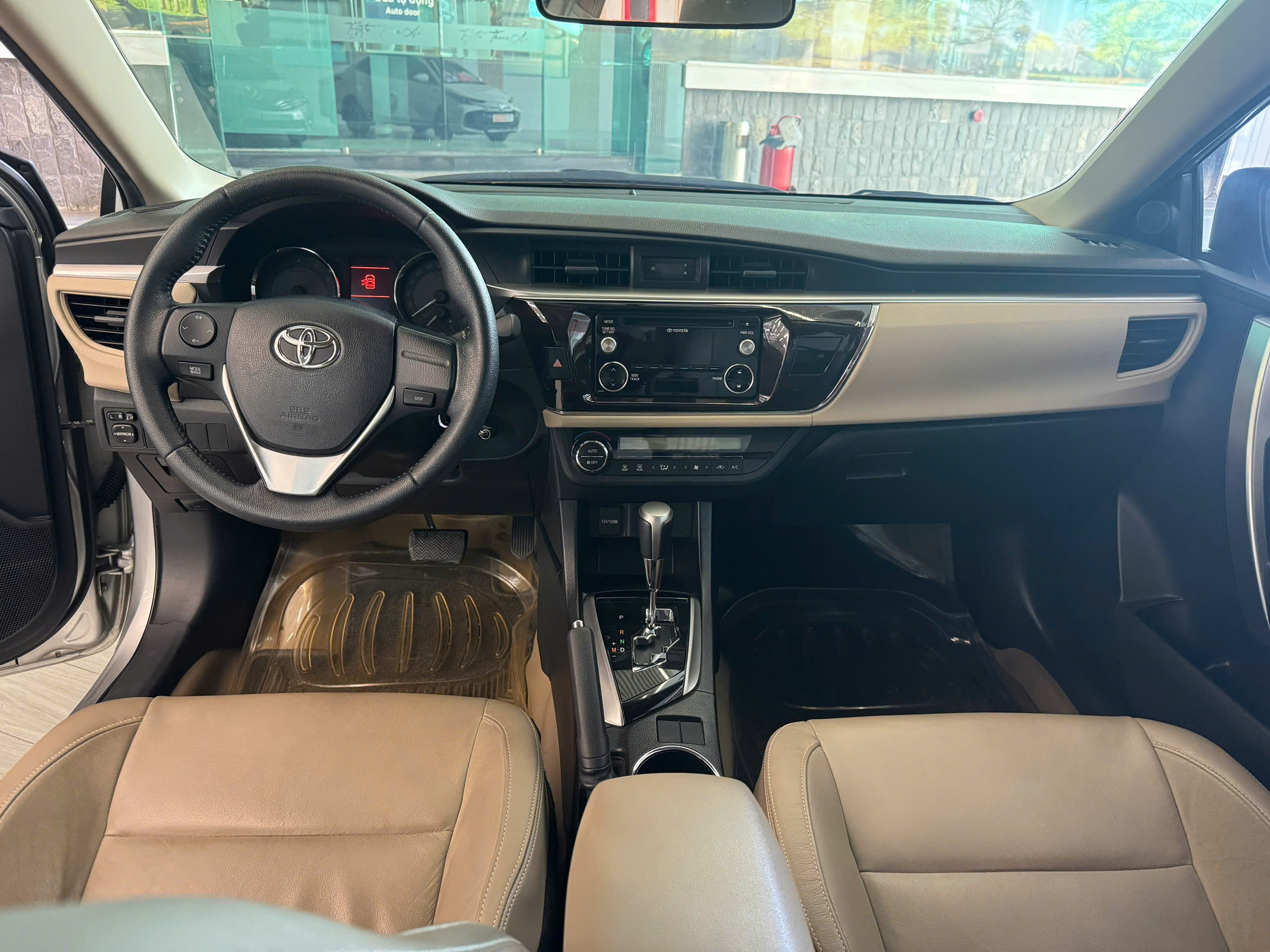 COROLLA ALTIS 1.8G 2015