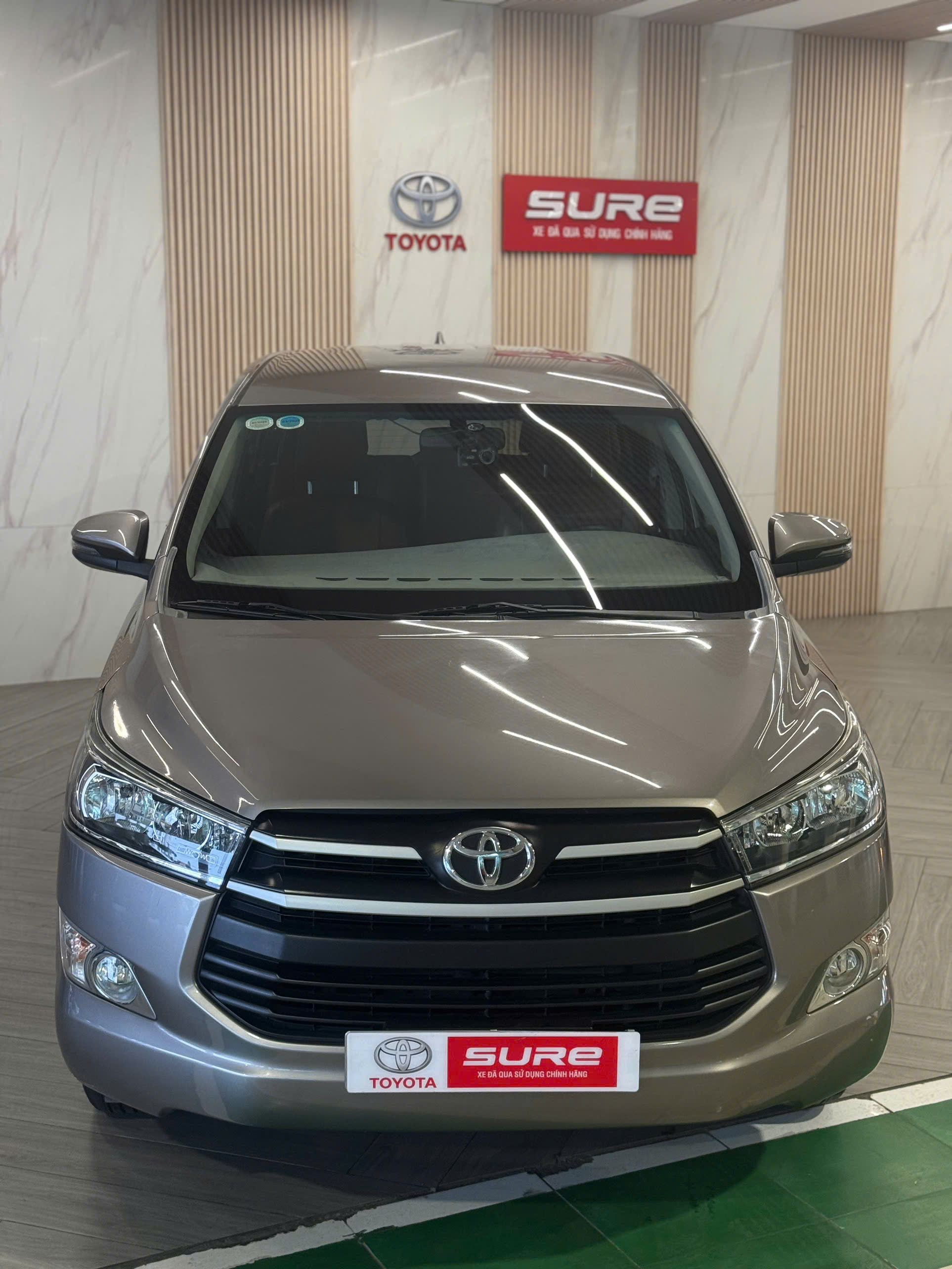 INNOVA 2.0E MT 2019