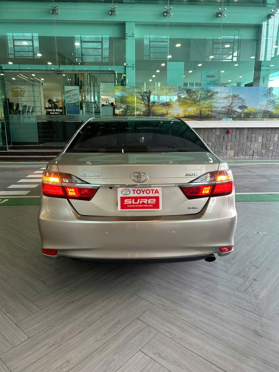 CAMRY 2.OE