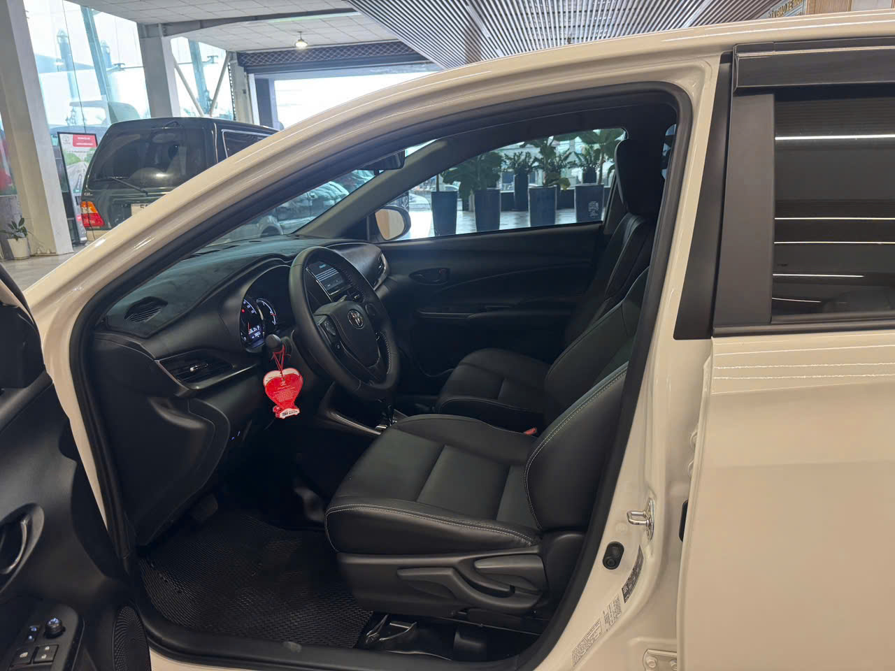 VIOS-1.5E CVT