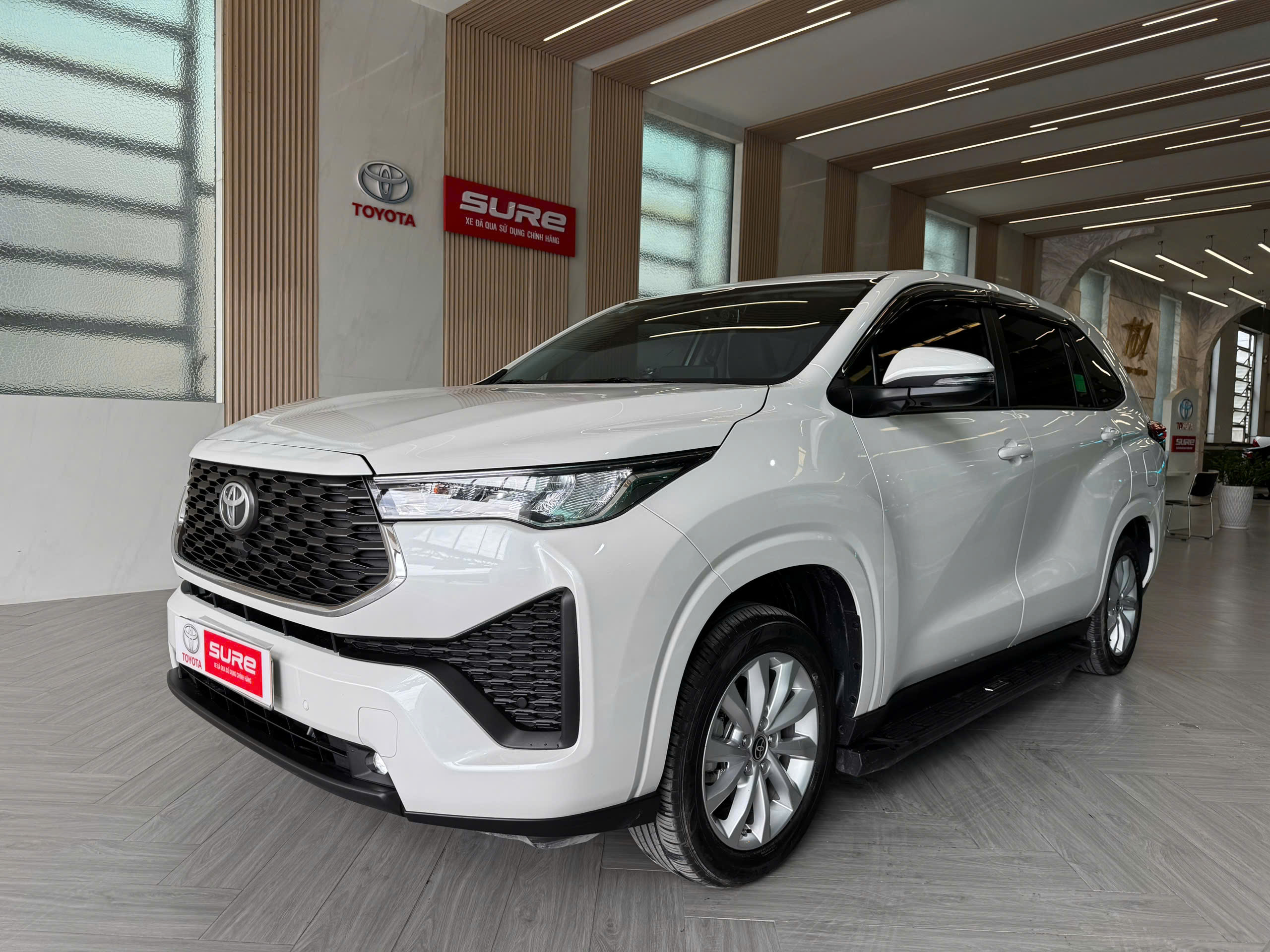 INNOVA CROSS 2.0V 2024