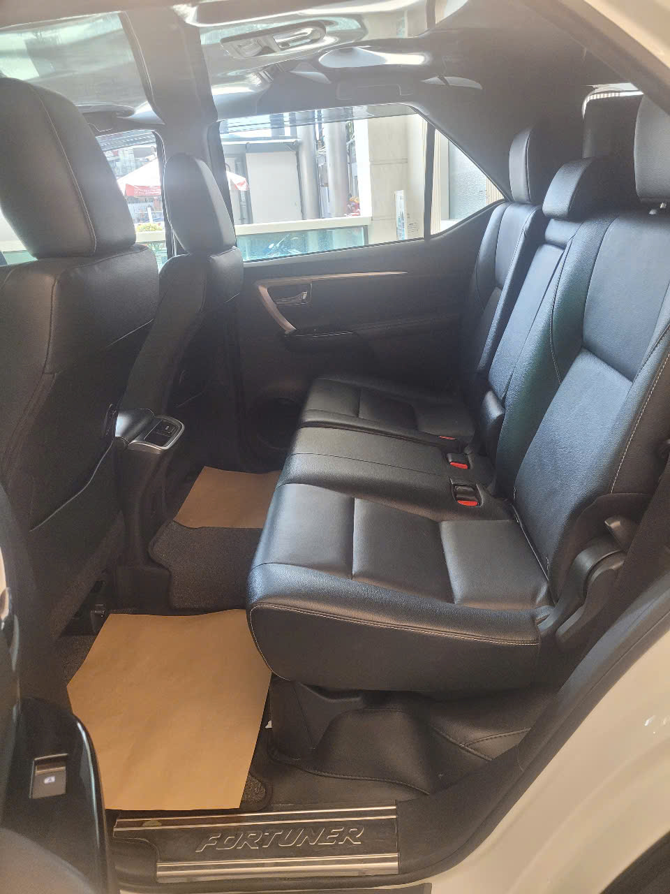 FORTUNER 2.4AT 4X2 2023