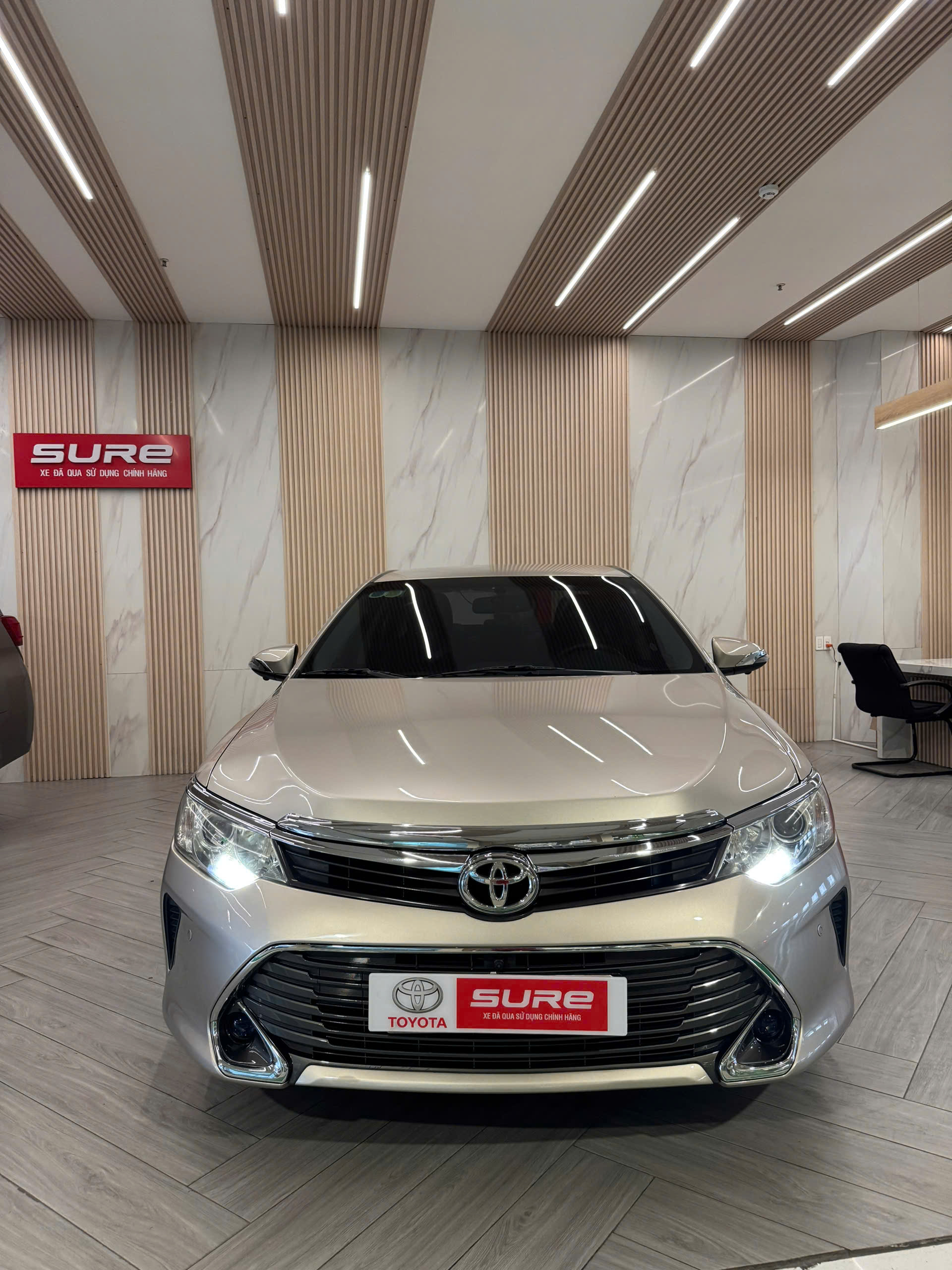 CAMRY 2.5Q 2015