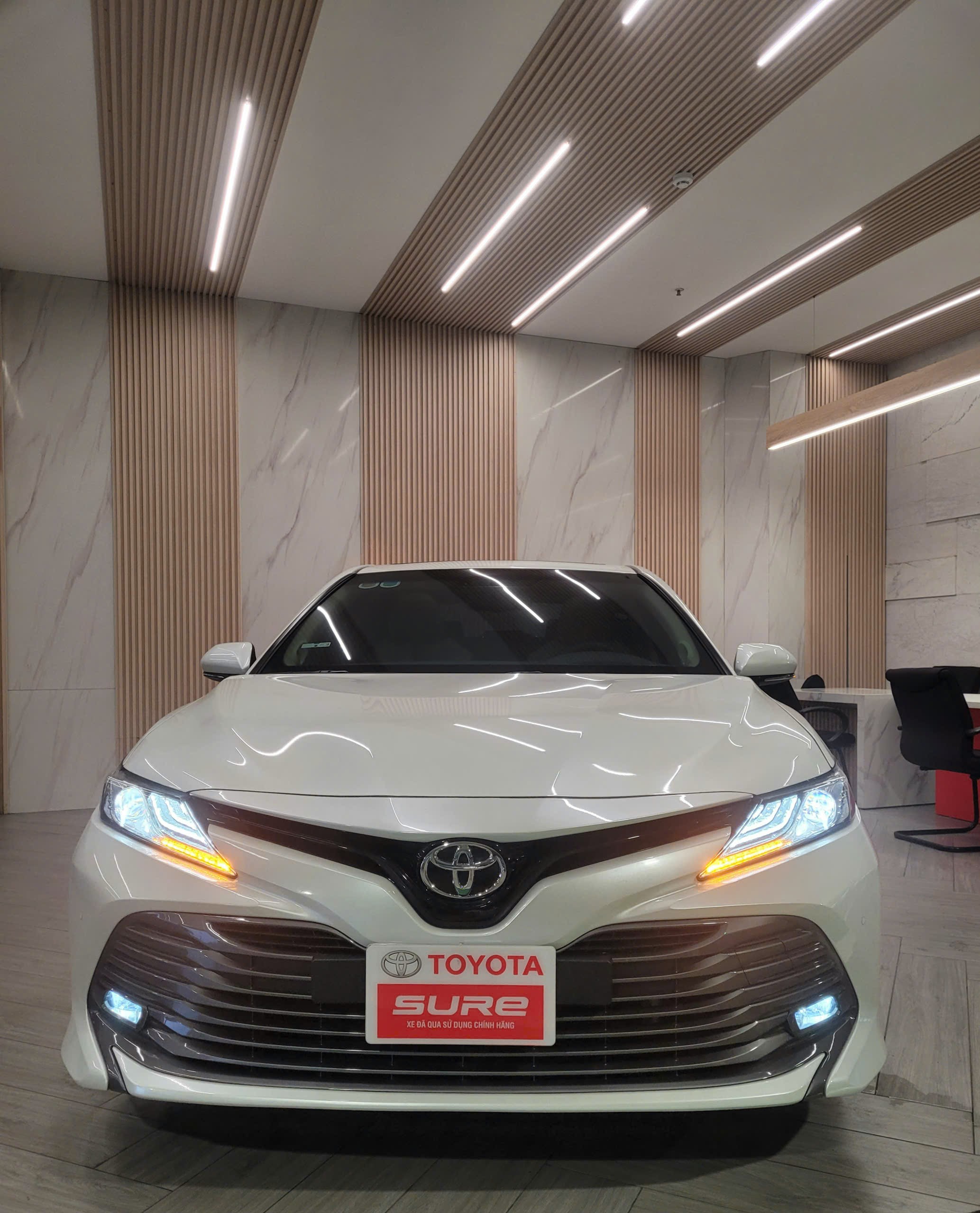 CAMRY 2.5Q 2020